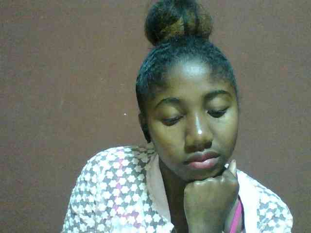 Annah21 webcam