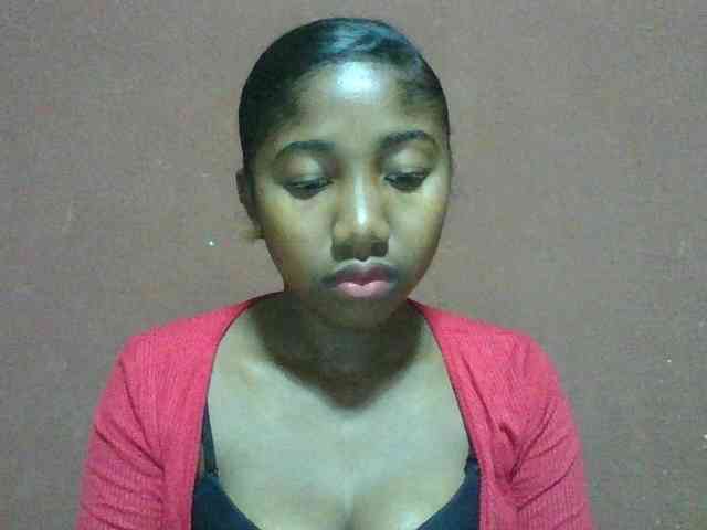 Annah21 webcam