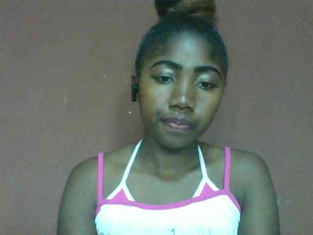 Annah21 webcam