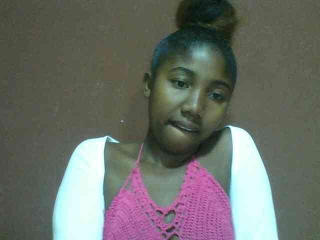 Annah21 webcam