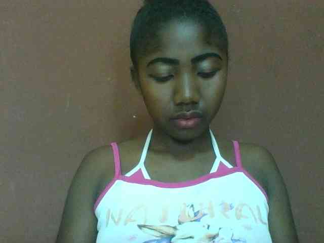 Annah21 webcam