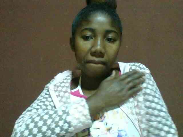 Annah21 webcam