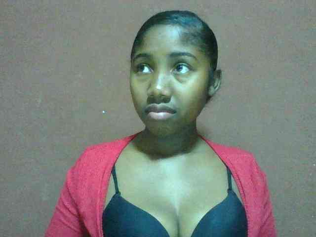 Annah21 webcam