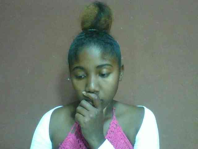 Annah21 webcam