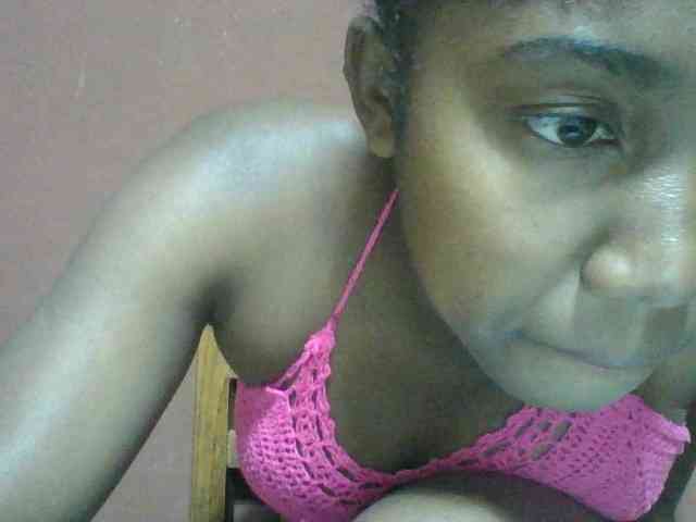 Annah21 webcam