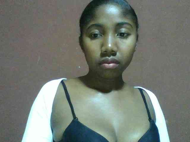 Annah21 webcam