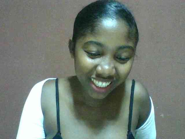 Annah21 webcam