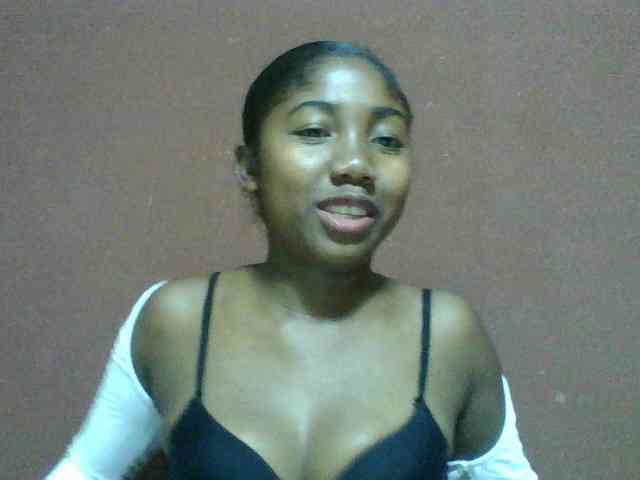 Annah21 webcam