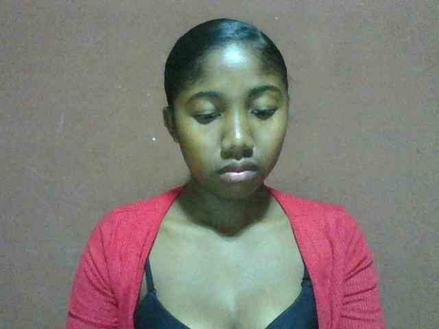 Annah21 webcam