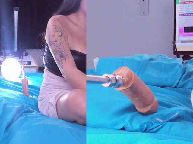 Kinky-cloe webcam