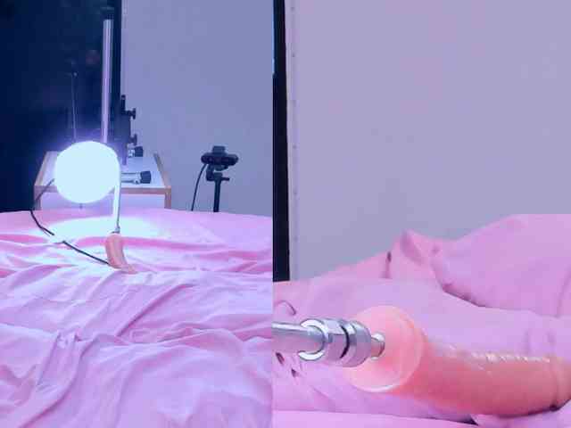Kinky-cloe webcam