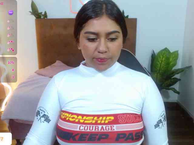 kendra-tay webcam