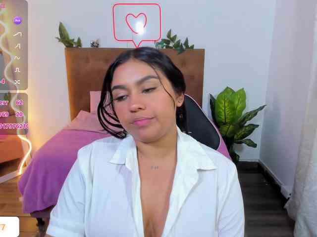 kendra-tay webcam