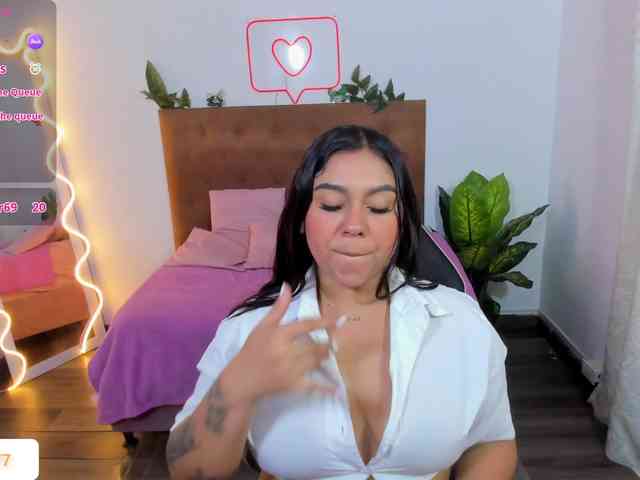 kendra-tay webcam