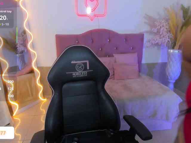 kendra-tay kendra-tay