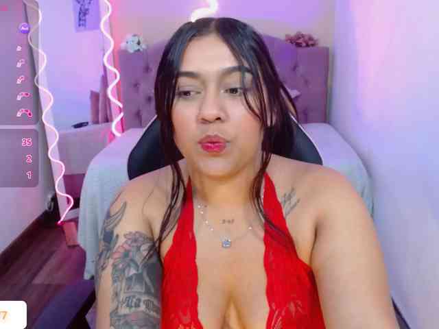 kendra-tay webcam