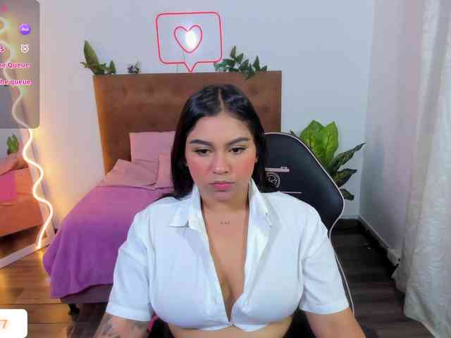 kendra-tay webcam