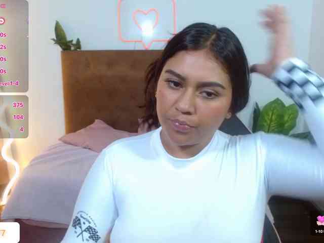 kendra-tay webcam