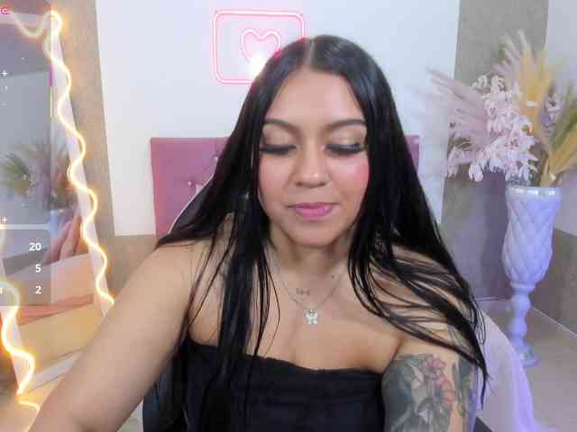 kendra-tay kendra-tay