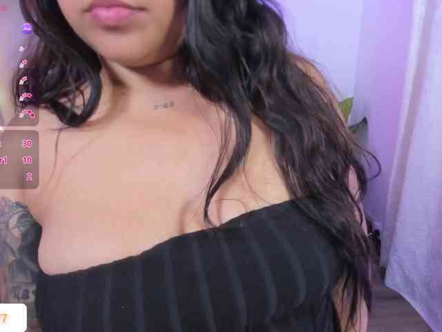 kendra-tay webcam