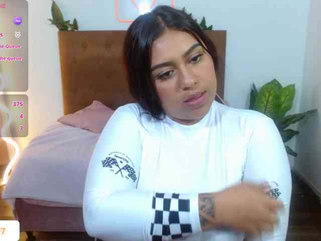 kendra-tay webcam