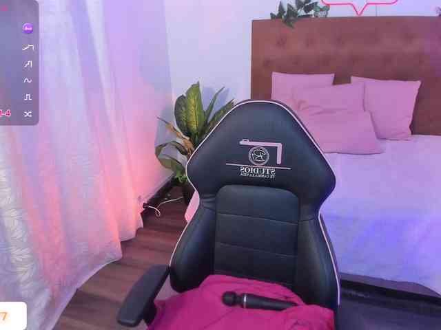 kendra-tay webcam