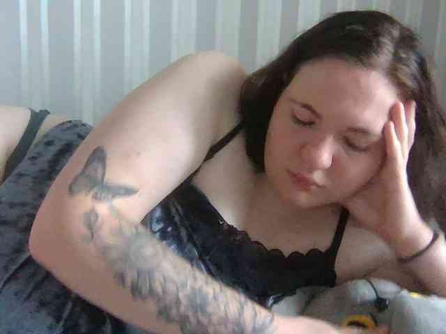 BritaMilly webcam