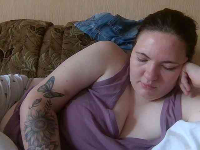 BritaMilly webcam