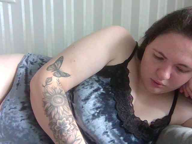 BritaMilly webcam