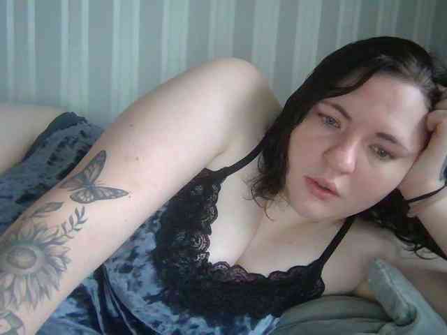 BritaMilly webcam