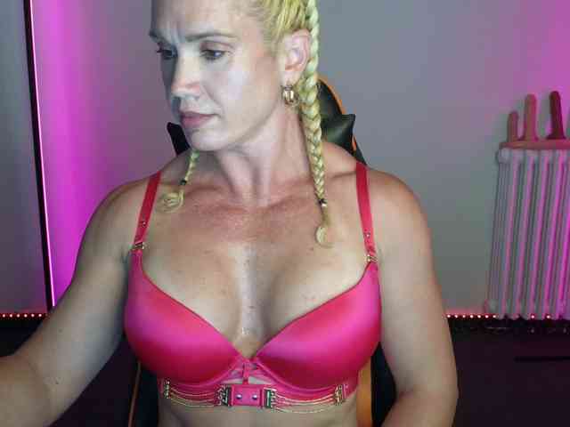 Latinasexy4 webcam