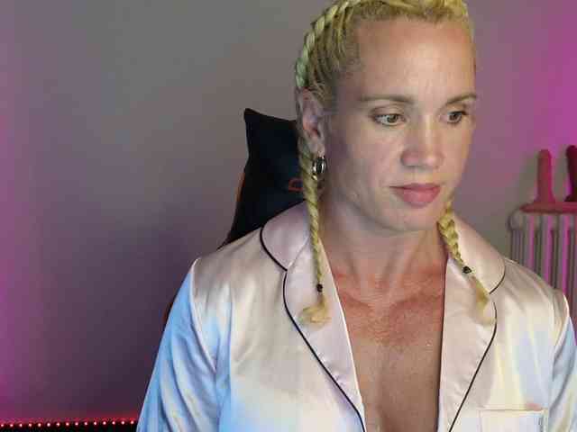 Latinasexy4 webcam