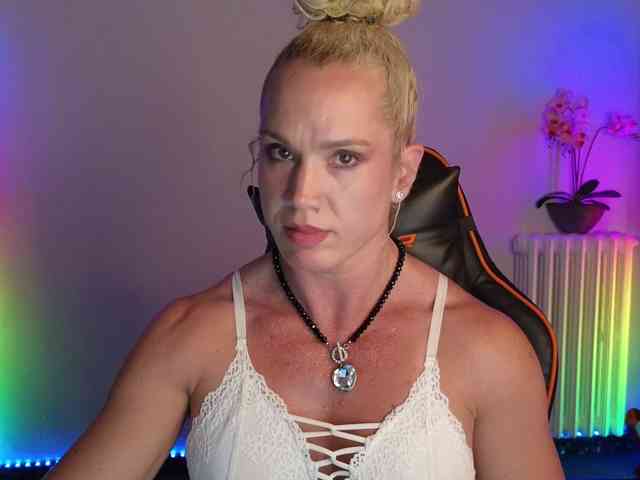 Latinasexy4 webcam