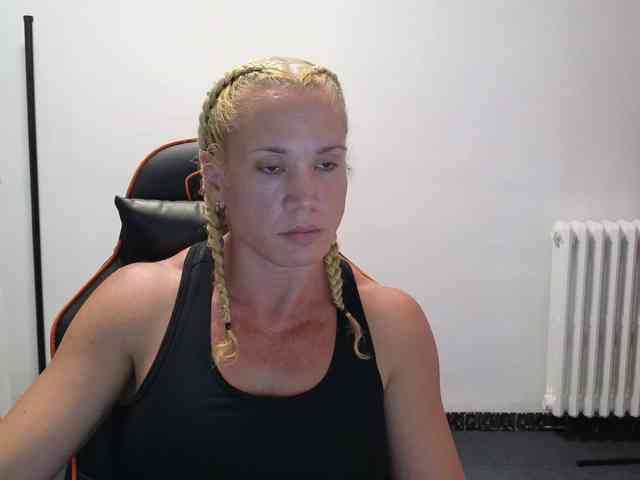 Latinasexy4 webcam