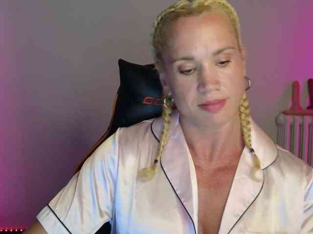 Latinasexy4 webcam