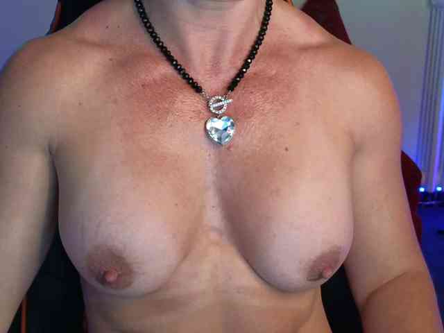 Latinasexy4 webcam