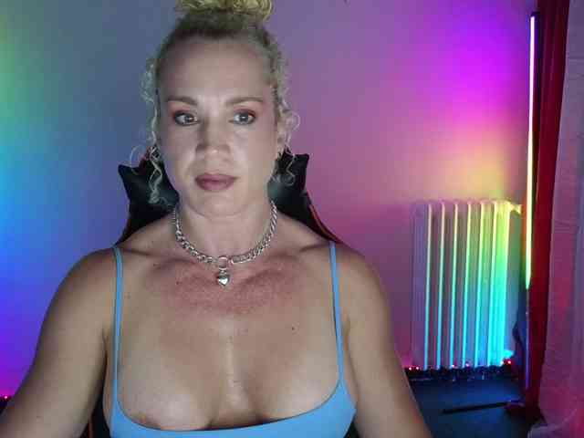 Latinasexy4 webcam
