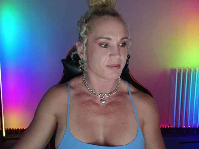 Latinasexy4 webcam