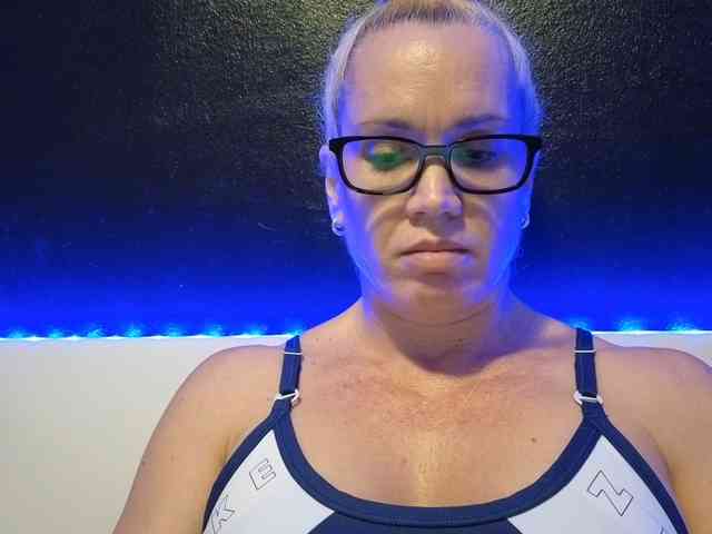 Latinasexy4 webcam