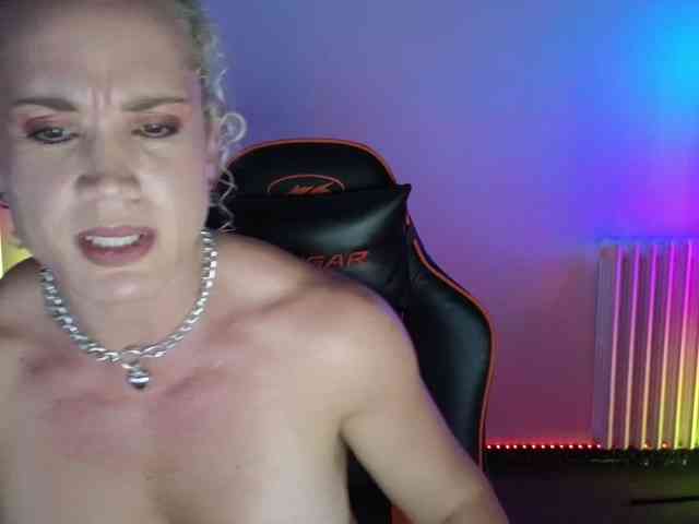 Latinasexy4 webcam