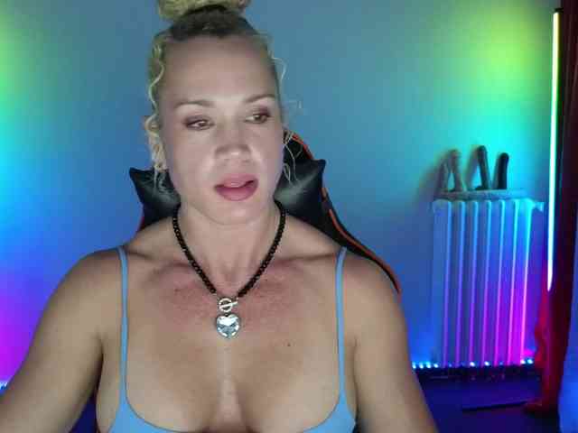 strip chat online Latinasexy4