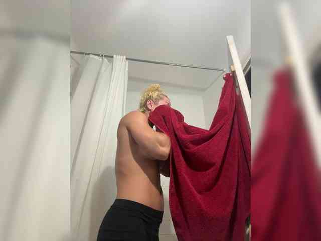 Latinasexy4 webcam