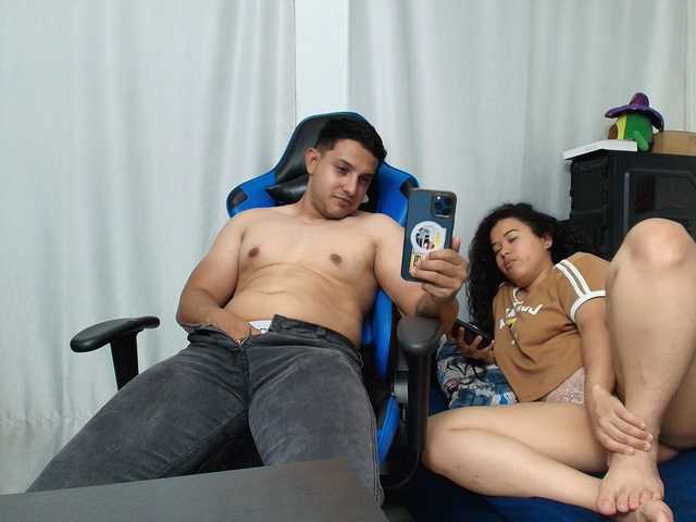 couplee-horny's BongaCams show and profile