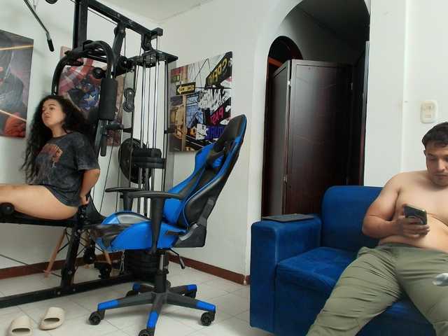 couplee-horny's BongaCams show and profile