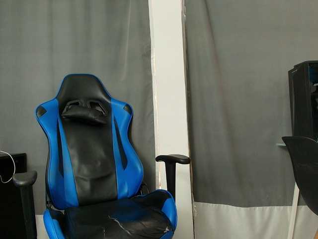 couplee-horny's BongaCams show and profile