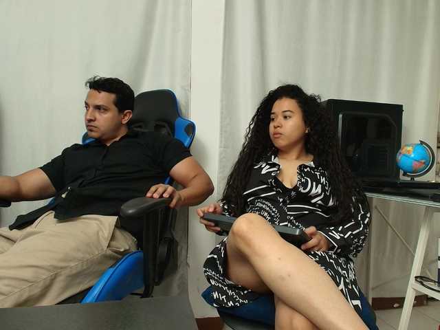 couplee-horny's BongaCams show and profile