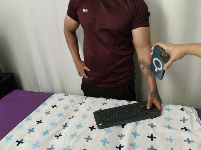 couplee-horny's BongaCams show and profile