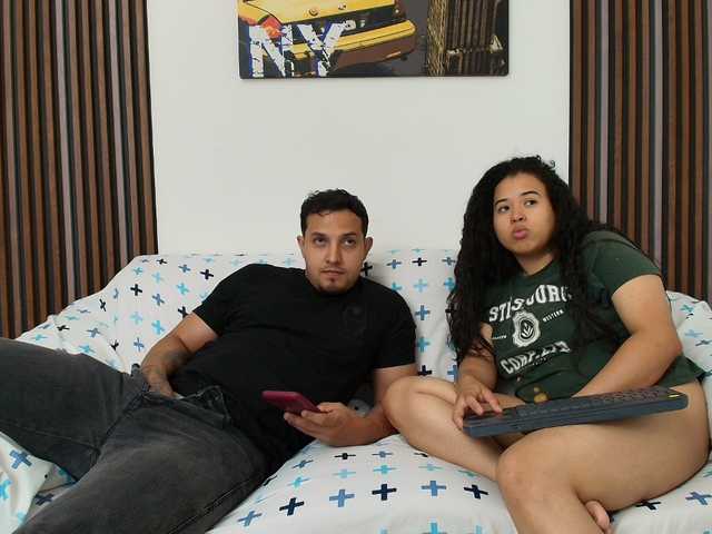  couplee-horny chat room