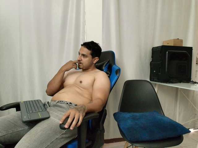 couplee-horny's BongaCams show and profile