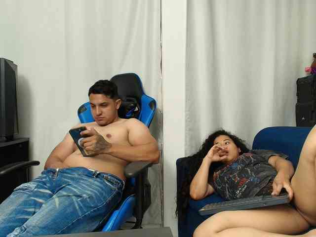 couplee-horny webcam